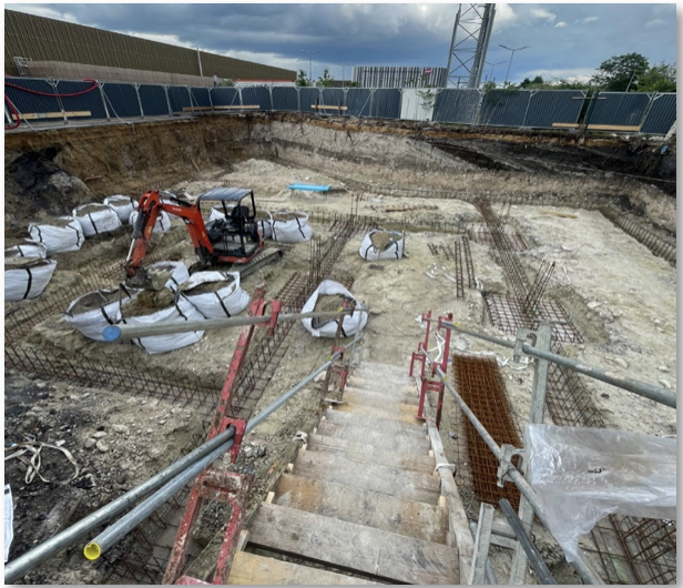 Île-de-France Matériaux — Showroom 650 m² + Plateaux de bureaux 890 m² — photo 1